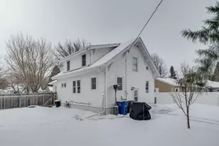 914 2nd St S, Moorhead, MN 56560 - Photo 42