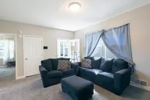 1651 4th St E, Saint Paul, MN 55106 - Photo 8