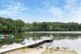 7501 W 100th St, Bloomington, MN 55438 - Photo 24