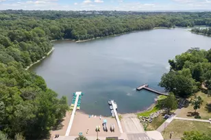 7501 W 100th St, Bloomington, MN 55438 - Photo 32