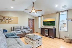 229 Wisconsin Ave SW, Staples, MN 56479 - Photo 4