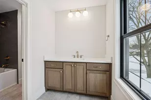 4428 Fondell Dr, Edina, MN 55435 - Photo 36