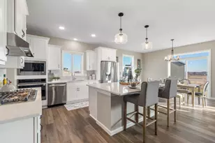 904 Pine Vale Ave, Somerset, WI 54025 - Photo 4