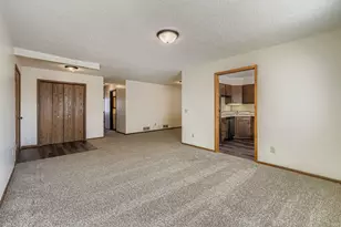 20 94th Cir NW, Coon Rapids, MN 55448 - Photo 6