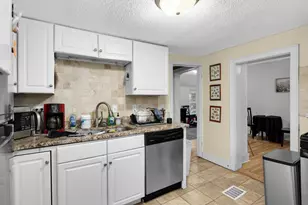 3217 Dupont Ave S, Minneapolis, MN 55408 - Photo 20