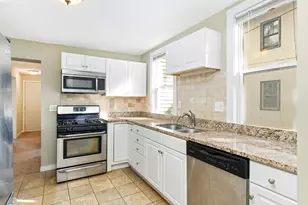 3217 Dupont Ave S, Minneapolis, MN 55408 - Photo 10