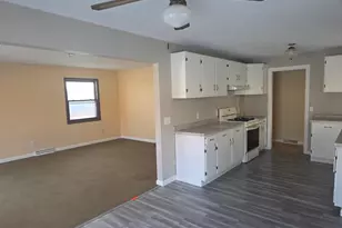 118 N O'Connell Ave, Springfield, MN 56087 - Photo 4