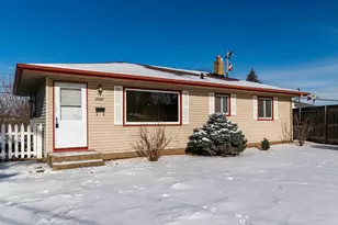 3107 68th St E, Inver Grove Heights, MN 55076 - Photo 2