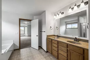 17330 50th Ave N, Plymouth, MN 55446 - Photo 46