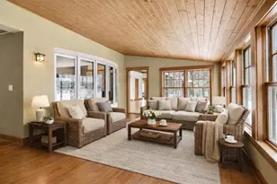 318 McCarrons Blvd S, Roseville, MN 55113 - Photo 4