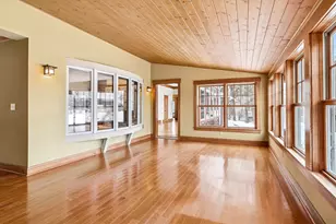 318 McCarrons Blvd S, Roseville, MN 55113 - Photo 10