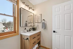 4151 Red Oak Ln, Excelsior, MN 55331 - Photo 24