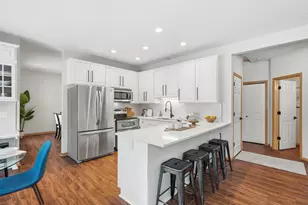 4151 Red Oak Ln, Excelsior, MN 55331 - Photo 12