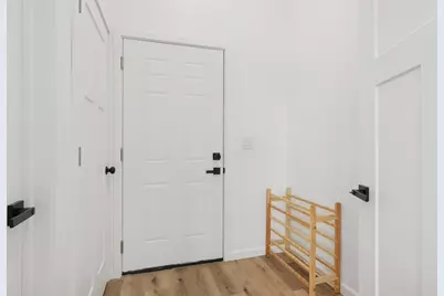 1013 Gardner Street, Wayzata, MN 55391 - Photo 22