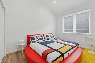 1013 Gardner St, Wayzata, MN 55391 - Photo 32