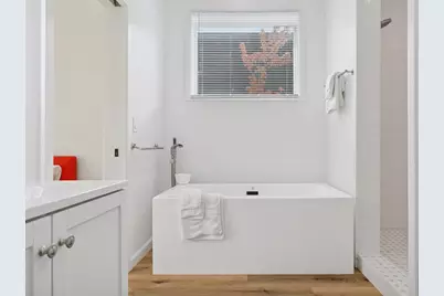 1013 Gardner Street, Wayzata, MN 55391 - Photo 28