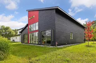 1021 Gardner St E, Wayzata, MN 55391 - Photo 48