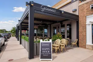 1021 Gardner St E, Wayzata, MN 55391 - Photo 4