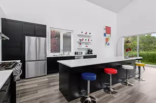 1021 Gardner St E, Wayzata, MN 55391 - Photo 16