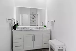 1021 Gardner St E, Wayzata, MN 55391 - Photo 36