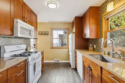 3821 York Avenue N, Robbinsdale, MN 55422 - Photo 6