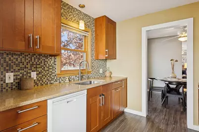 3821 York Avenue N, Robbinsdale, MN 55422 - Photo 8