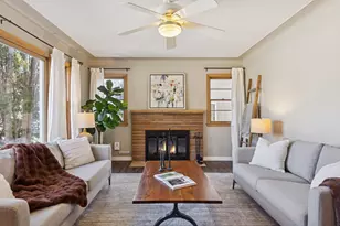 3821 York Ave N, Robbinsdale, MN 55422 - Photo 2