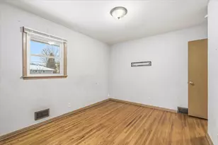 6337 Indiana Ave N, Brooklyn Center, MN 55429 - Photo 12