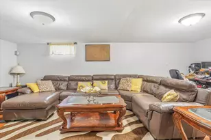 6337 Indiana Ave N, Brooklyn Center, MN 55429 - Photo 26