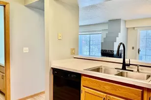 15665 24th Ave N, Plymouth, MN 55447 - Photo 12