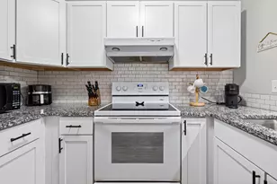 7618 York Ave S, Edina, MN 55435 - Photo 14