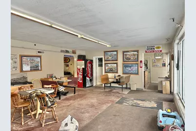 1401 SE Broadway Avenue, Albert Lea, MN 56007 - Photo 8