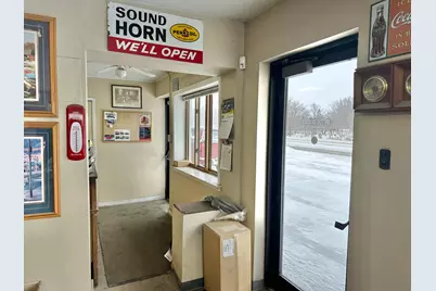 1401 SE Broadway Avenue, Albert Lea, MN 56007 - Photo 8
