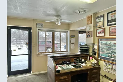 1401 SE Broadway Avenue, Albert Lea, MN 56007 - Photo 4