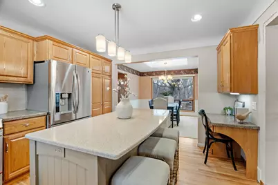 10035 Mound Spring Terrace, Bloomington, MN 55420 - Photo 12