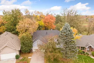 11984 St Albans Hollow Dr, Minnetonka, MN 55305 - Photo 4