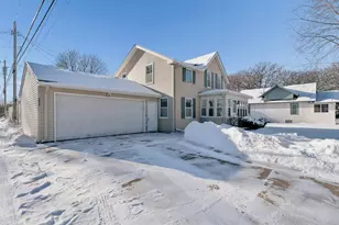 3039 E 45th St, Minneapolis, MN 55406 - Photo 2