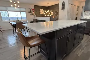 836 Evans Rd, Montevideo, MN 56265 - Photo 4