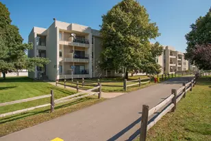 4130 Rahn Rd, Eagan, MN 55122 - Photo 4