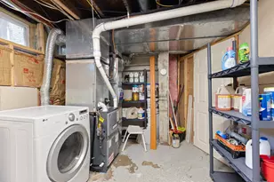 162 Bates Ave, Saint Paul, MN 55106 - Photo 16