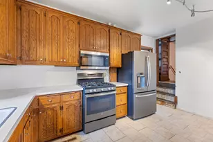 162 Bates Ave, Saint Paul, MN 55106 - Photo 10