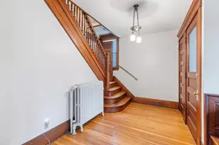 162 Bates Ave, Saint Paul, MN 55106 - Photo 4