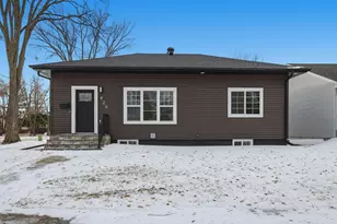 429 18th St S, Moorhead, MN 56560 - Photo 1