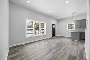 429 18th St S, Moorhead, MN 56560 - Photo 6