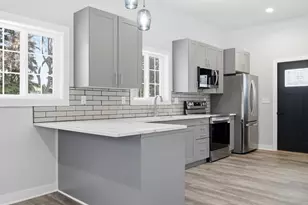 429 18th St S, Moorhead, MN 56560 - Photo 8