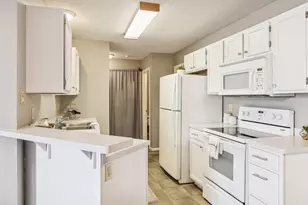 3808 Foss Rd, Saint Paul, MN 55421 - Photo 6