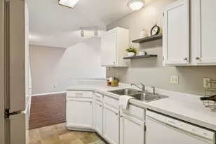 3808 Foss Rd, Saint Paul, MN 55421 - Photo 8