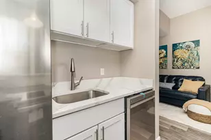 488 Wabasha St N, Saint Paul, MN 55102 - Photo 14