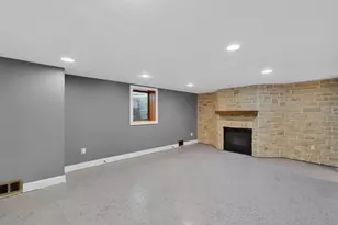 1522 4th Ave SW, Rochester, MN 55902 - Photo 28