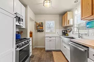 208 S Brook Ave, Porter, MN 56280 - Photo 4